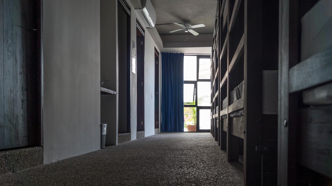 Los Muertos Hostal Puerto Vallarta Pokoj fotografie